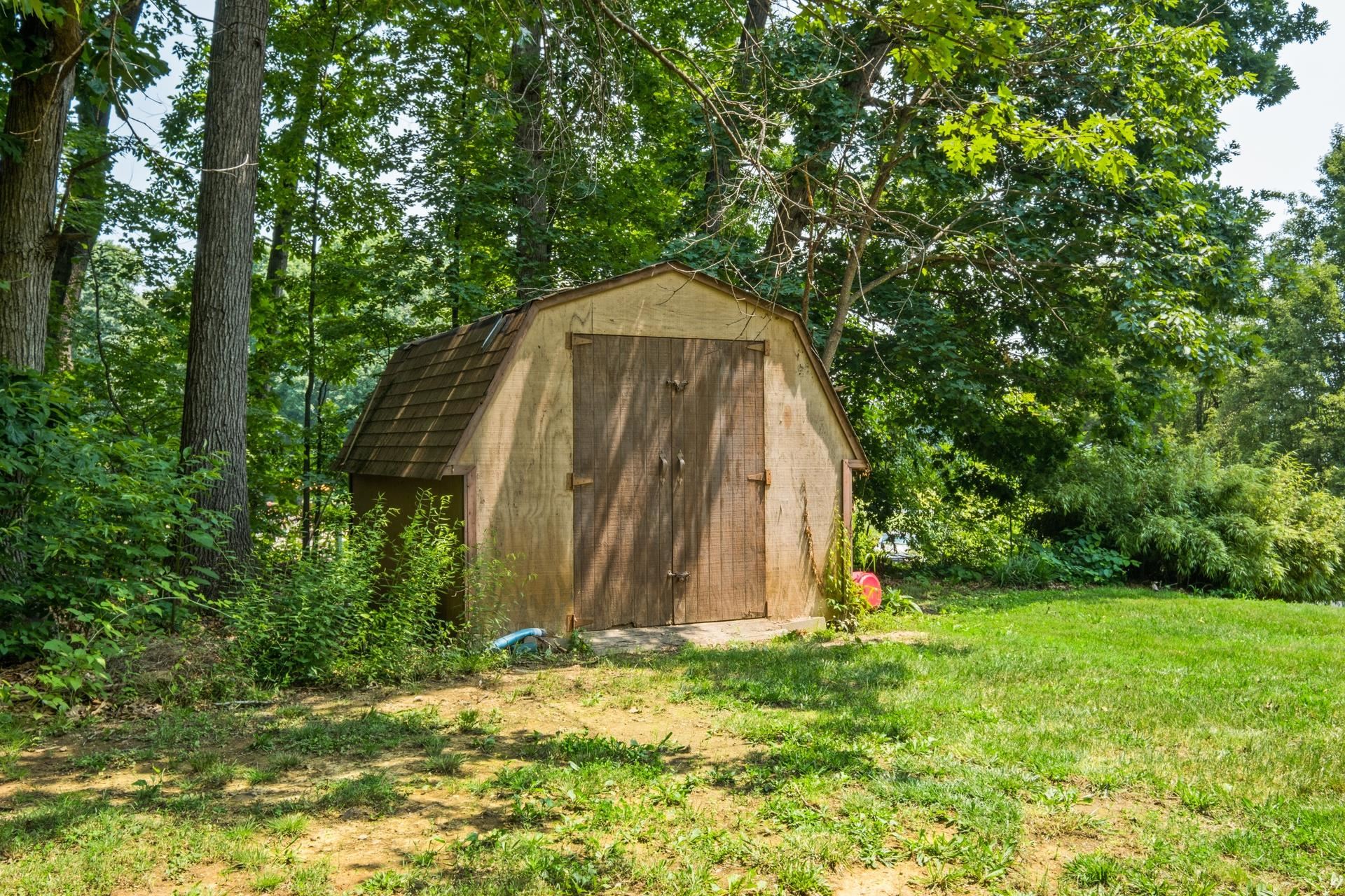 605 CHURCHMANS MILL RD, STUARTS DRAFT, Virginia 24477, 3 Bedrooms Bedrooms, ,2 BathroomsBathrooms,Residential,Cottage with Views!,605 CHURCHMANS MILL RD,665748 MLS # 665748