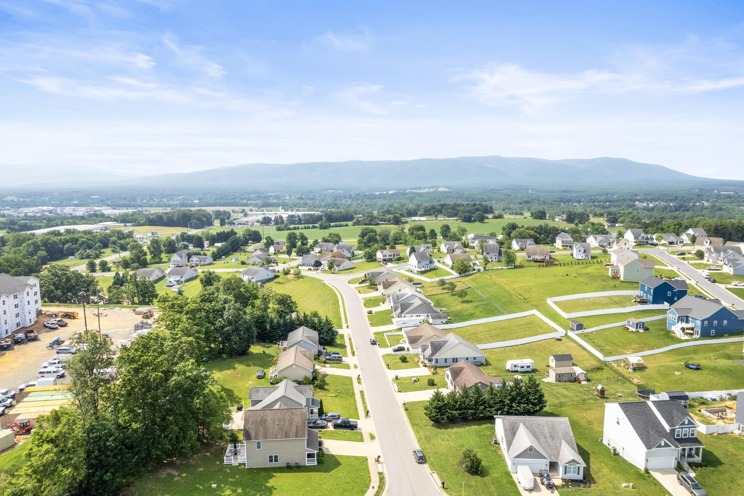 96 LOFTY CIR, STUARTS DRAFT, Virginia 24477, 4 Bedrooms Bedrooms, ,3 BathroomsBathrooms,Residential,96 LOFTY CIR,665749 MLS # 665749