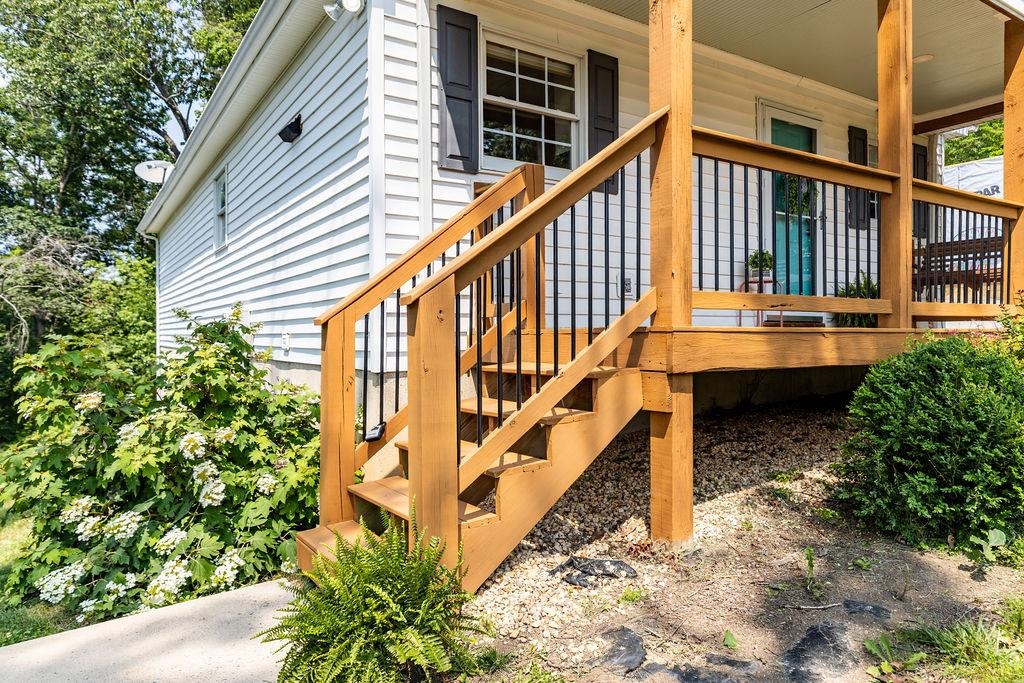909 GARDNER ST, WAYNESBORO, Virginia 22980, 3 Bedrooms Bedrooms, ,1 BathroomBathrooms,Residential,909 GARDNER ST,665750 MLS # 665750