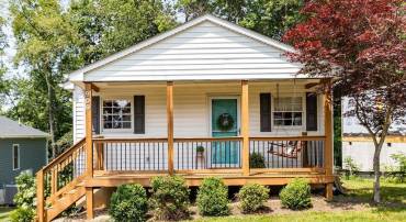 909 GARDNER ST, WAYNESBORO, Virginia 22980, 3 Bedrooms Bedrooms, ,1 BathroomBathrooms,Residential,909 GARDNER ST,665750 MLS # 665750