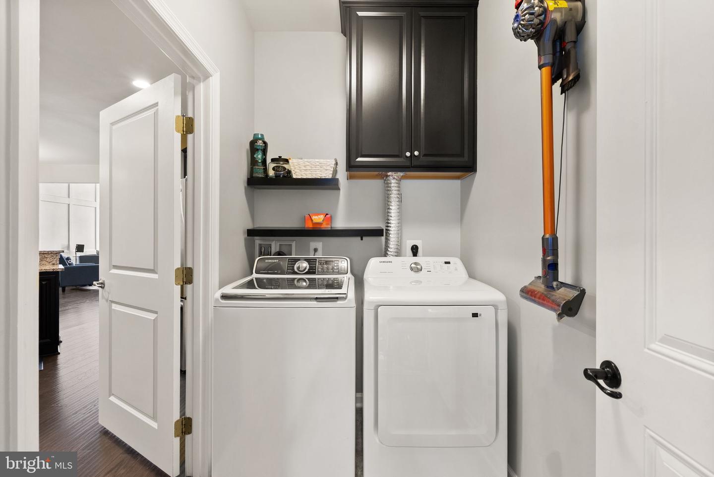 25055 SULLIVAN TER, ALDIE, Virginia 20105, 3 Bedrooms Bedrooms, ,3 BathroomsBathrooms,Residential,For sale,25055 SULLIVAN TER,VALO2095044 MLS # VALO2095044