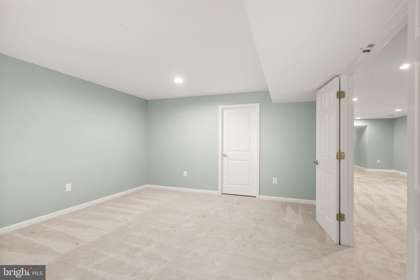 25055 SULLIVAN TER, ALDIE, Virginia 20105, 3 Bedrooms Bedrooms, ,3 BathroomsBathrooms,Residential,For sale,25055 SULLIVAN TER,VALO2095044 MLS # VALO2095044