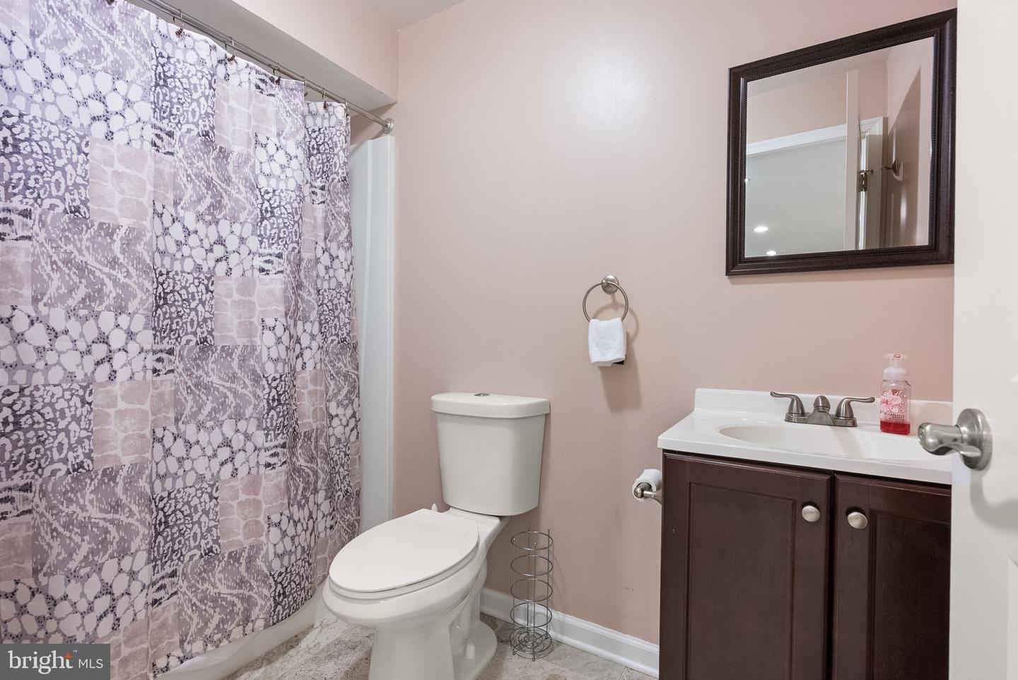 25055 SULLIVAN TER, ALDIE, Virginia 20105, 3 Bedrooms Bedrooms, ,3 BathroomsBathrooms,Residential,For sale,25055 SULLIVAN TER,VALO2095044 MLS # VALO2095044