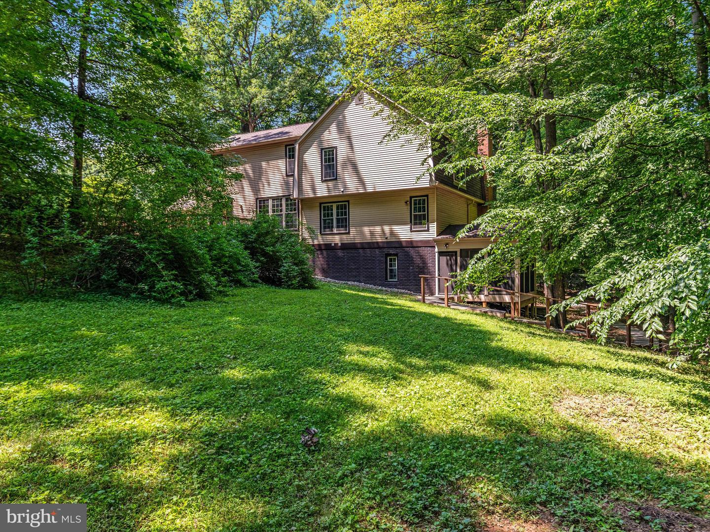 4819 BENTONBROOK DR, FAIRFAX, Virginia 22030, 4 Bedrooms Bedrooms, ,4 BathroomsBathrooms,Residential,For sale,4819 BENTONBROOK DR,VAFX2237178 MLS # VAFX2237178