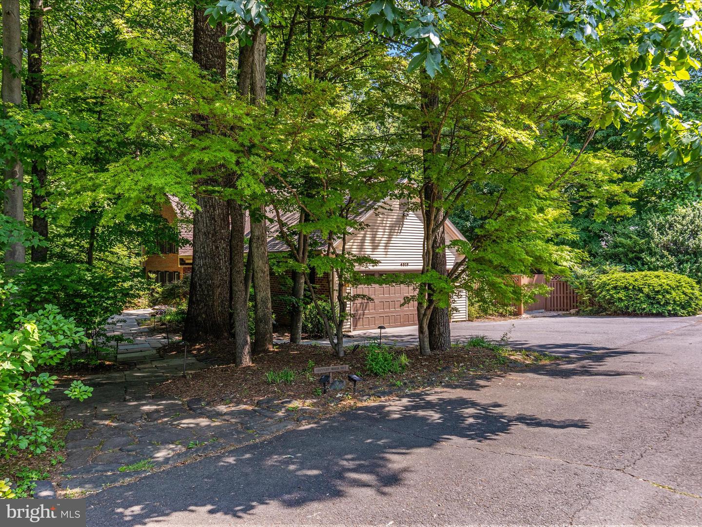 4819 BENTONBROOK DR, FAIRFAX, Virginia 22030, 4 Bedrooms Bedrooms, ,4 BathroomsBathrooms,Residential,For sale,4819 BENTONBROOK DR,VAFX2237178 MLS # VAFX2237178