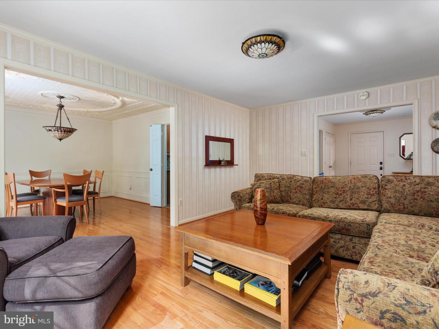 4819 BENTONBROOK DR, FAIRFAX, Virginia 22030, 4 Bedrooms Bedrooms, ,4 BathroomsBathrooms,Residential,For sale,4819 BENTONBROOK DR,VAFX2237178 MLS # VAFX2237178