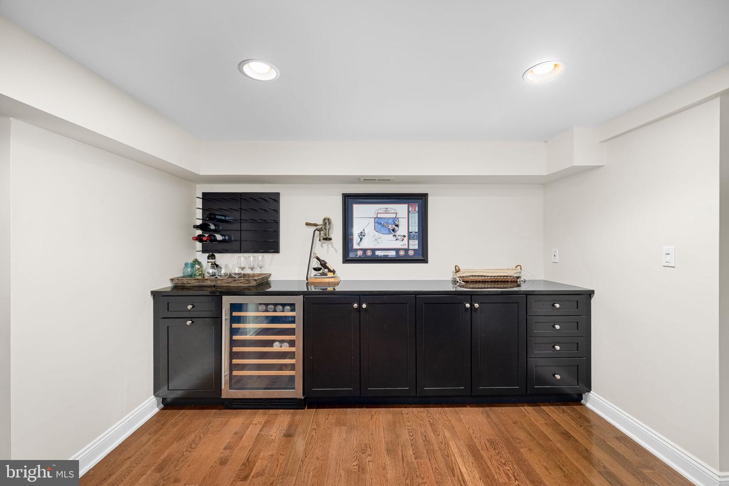 9206 NORTHEDGE DR, SPRINGFIELD, Virginia 22153, 3 Bedrooms Bedrooms, ,3 BathroomsBathrooms,Residential,For sale,9206 NORTHEDGE DR,VAFX2237628 MLS # VAFX2237628
