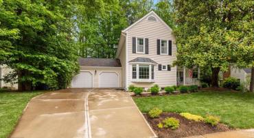 9206 NORTHEDGE DR, SPRINGFIELD, Virginia 22153, 3 Bedrooms Bedrooms, ,3 BathroomsBathrooms,Residential,For sale,9206 NORTHEDGE DR,VAFX2237628 MLS # VAFX2237628