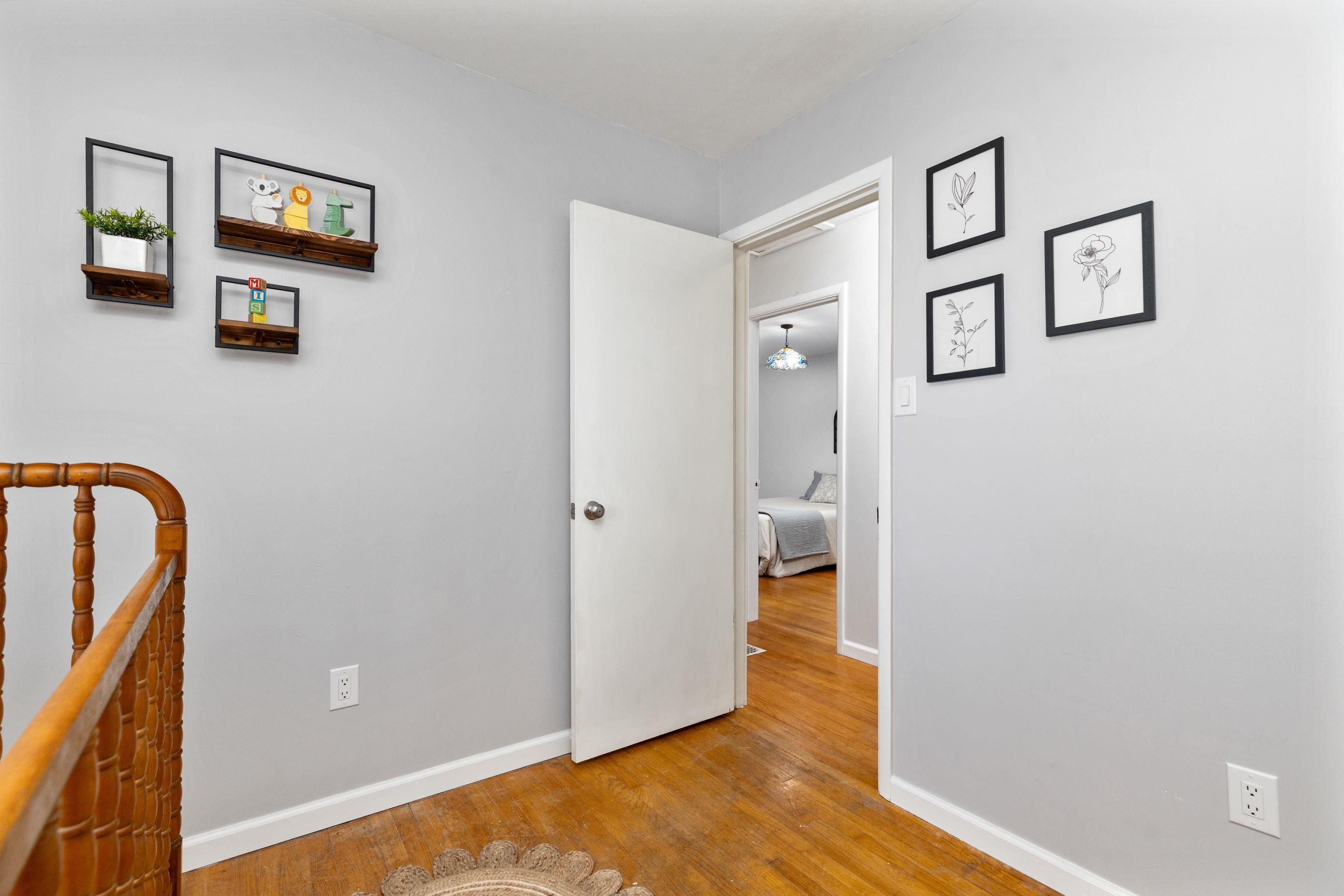 208 THOMAS ST, STAUNTON, Virginia 24401, 3 Bedrooms Bedrooms, ,1 BathroomBathrooms,Residential,208 THOMAS ST,665752 MLS # 665752