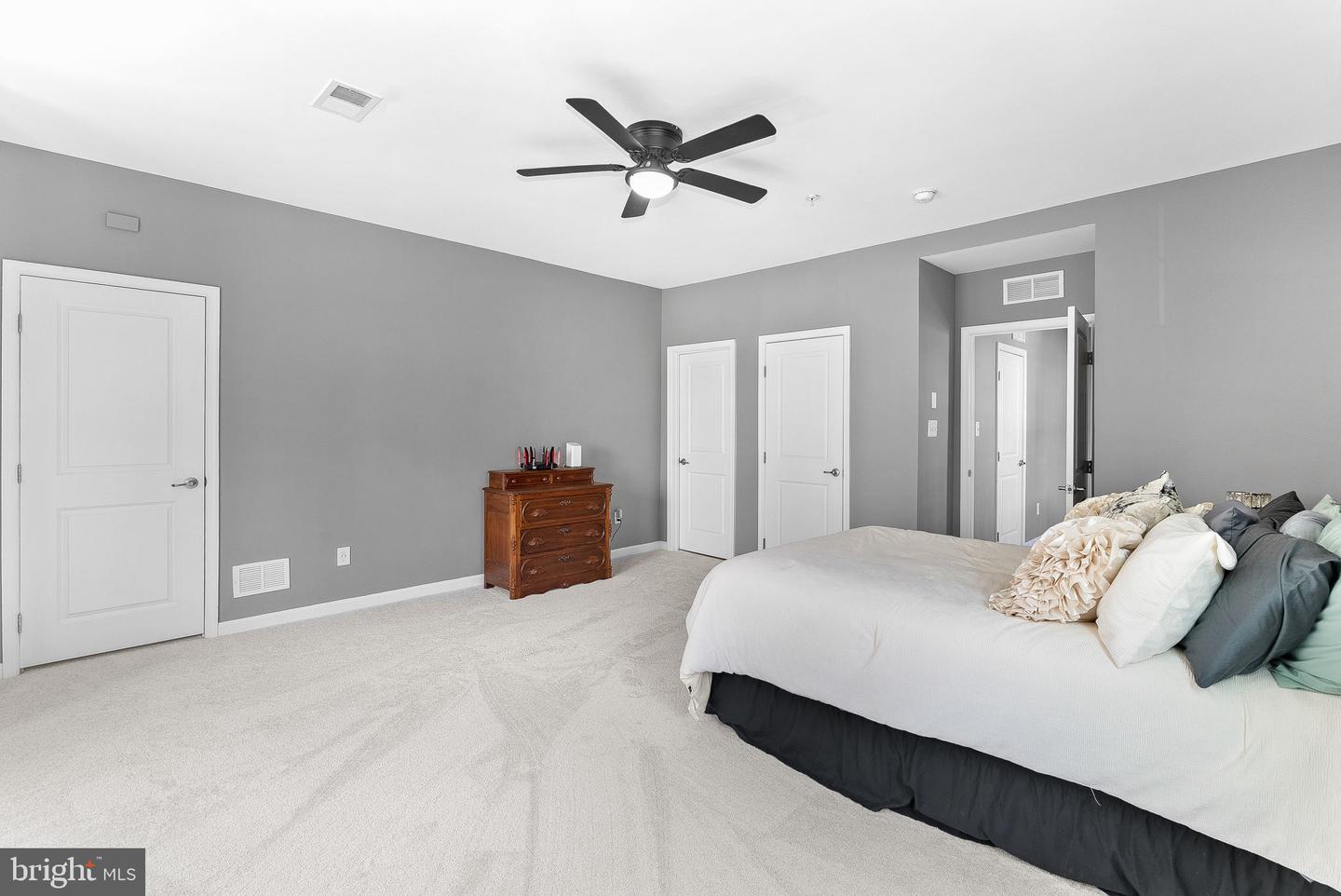 7471 BRUNSON CIR #10A, GAINESVILLE, Virginia 20155, 3 Bedrooms Bedrooms, ,2 BathroomsBathrooms,Residential,For sale,7471 BRUNSON CIR #10A,VAPW2093778 MLS # VAPW2093778