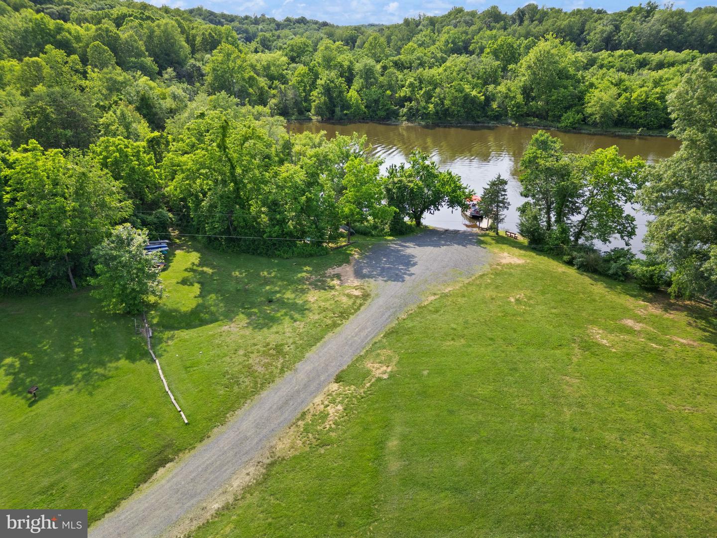 6689 HIGHPOINT CT, MANASSAS, Virginia 20112, 5 Bedrooms Bedrooms, ,4 BathroomsBathrooms,Residential,For sale,6689 HIGHPOINT CT,VAPW2093882 MLS # VAPW2093882