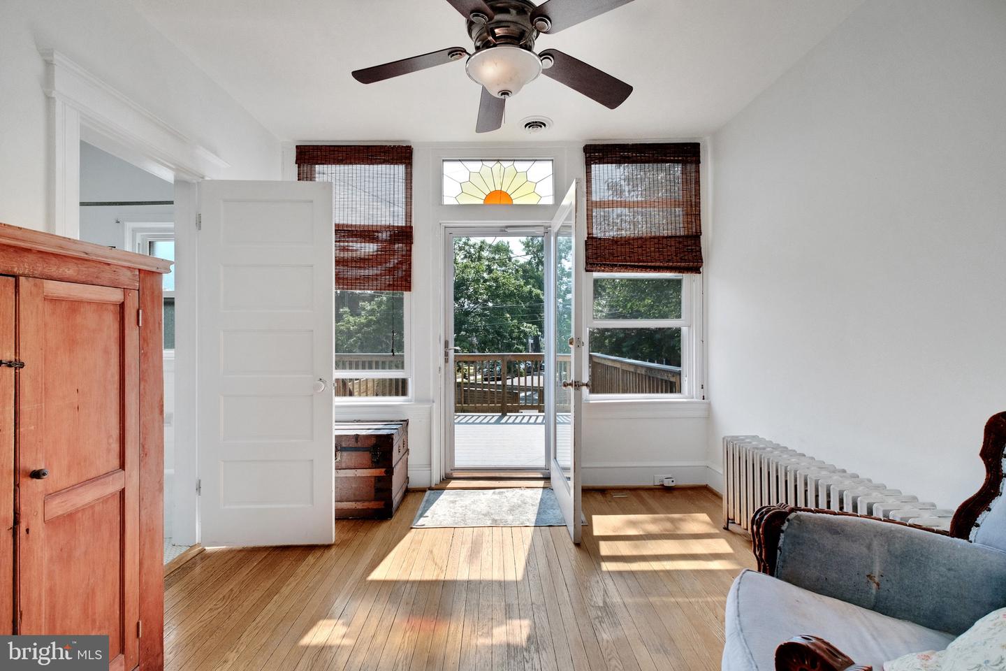 4828 ILLINOIS AVE NW, WASHINGTON, District Of Columbia 20011, 3 Bedrooms Bedrooms, ,2 BathroomsBathrooms,Residential,For sale,4828 ILLINOIS AVE NW,DCDC2198984 MLS # DCDC2198984