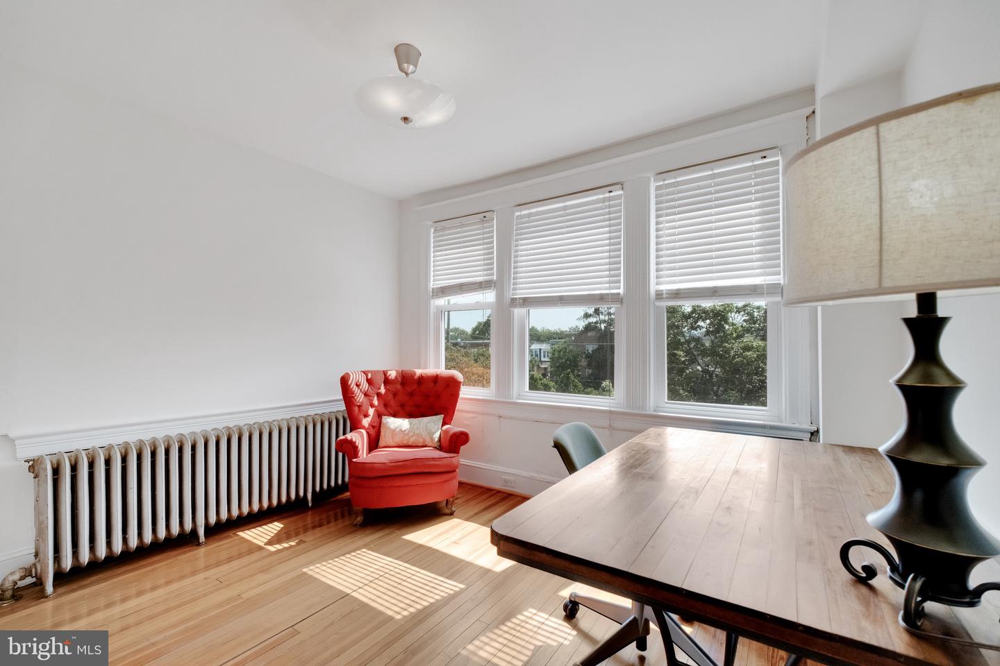 4828 ILLINOIS AVE NW, WASHINGTON, District Of Columbia 20011, 3 Bedrooms Bedrooms, ,2 BathroomsBathrooms,Residential,For sale,4828 ILLINOIS AVE NW,DCDC2198984 MLS # DCDC2198984