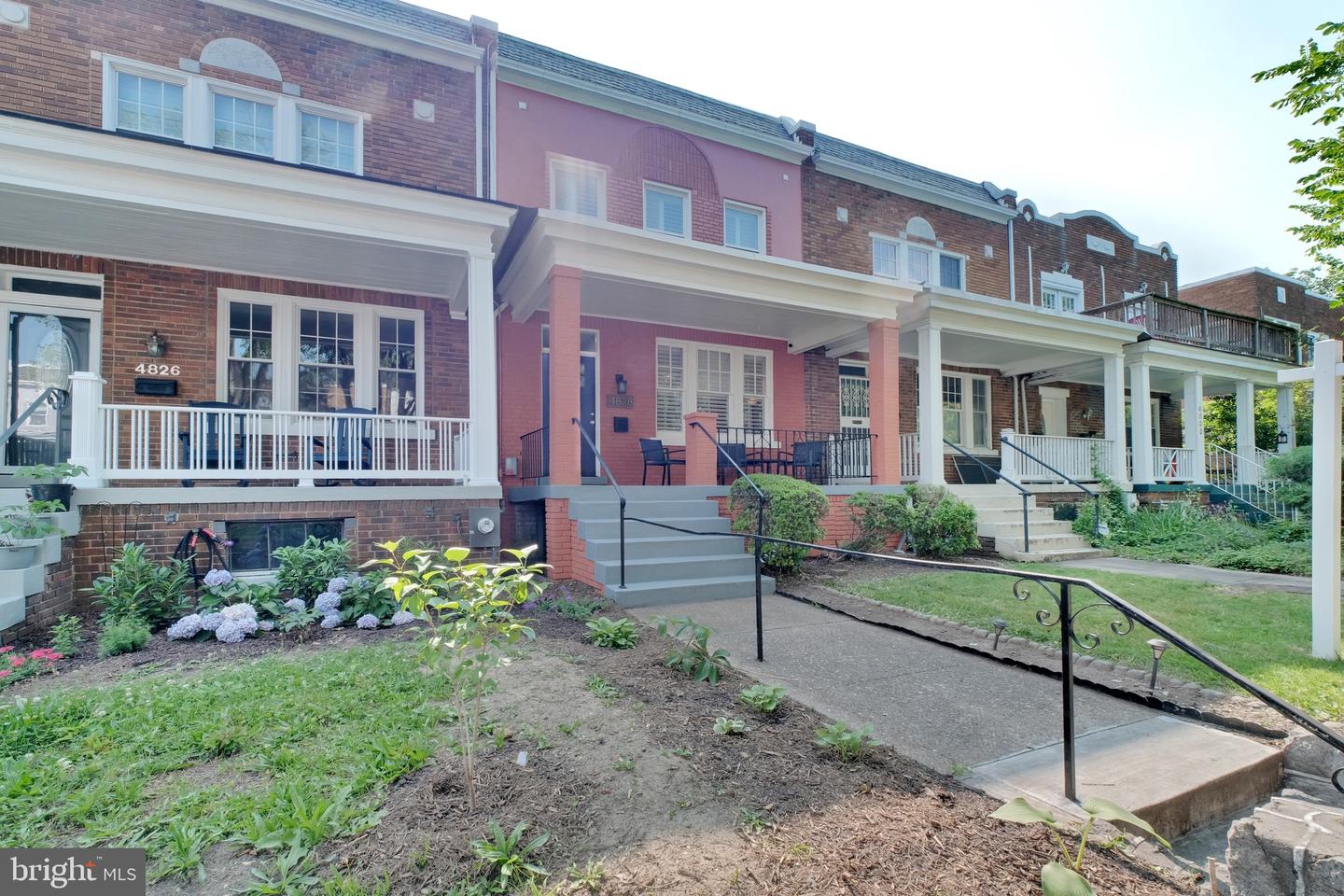 4828 ILLINOIS AVE NW, WASHINGTON, District Of Columbia 20011, 3 Bedrooms Bedrooms, ,2 BathroomsBathrooms,Residential,For sale,4828 ILLINOIS AVE NW,DCDC2198984 MLS # DCDC2198984