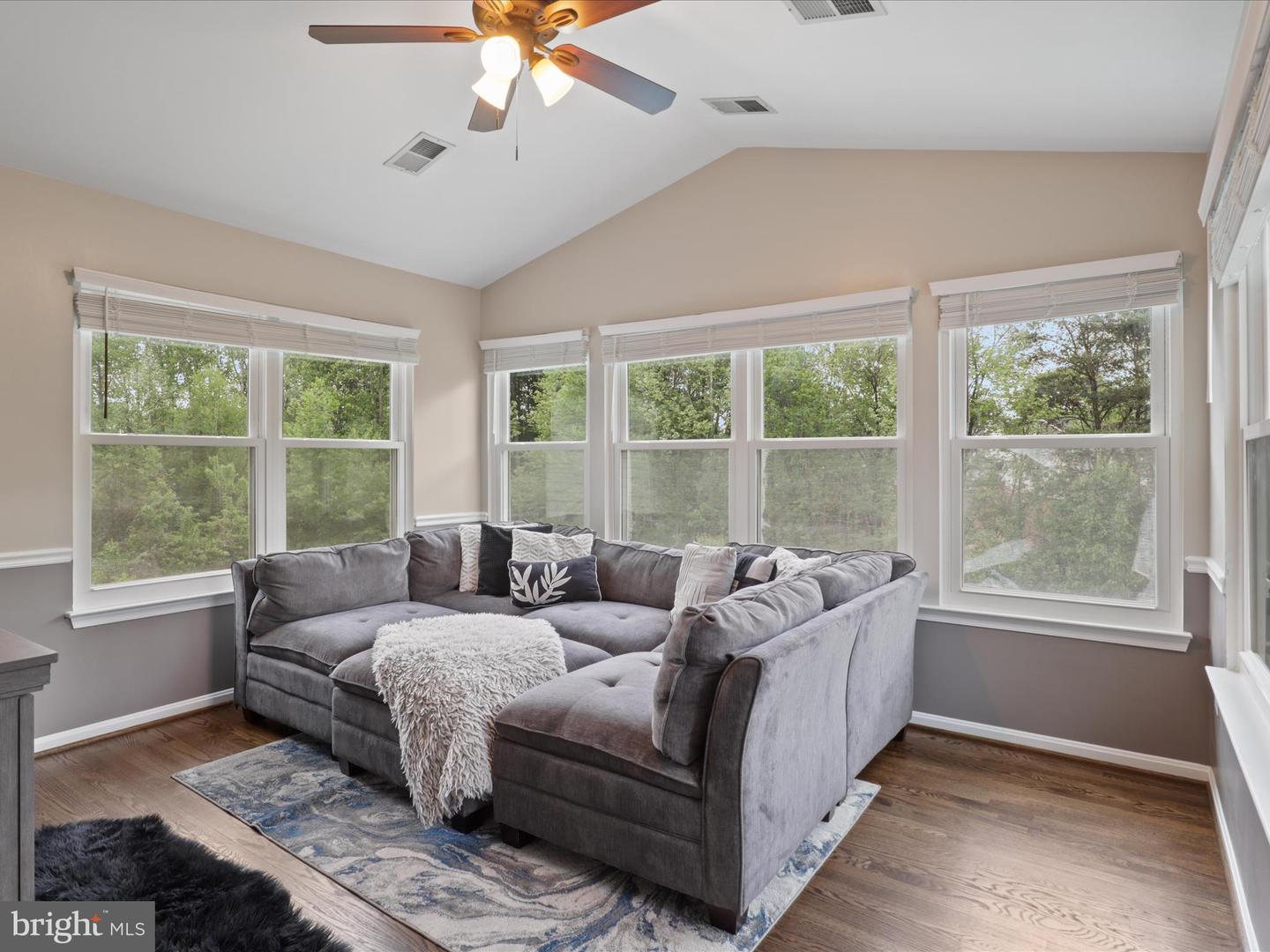 6213 OAKLAND DR, WOODBRIDGE, Virginia 22193, 4 Bedrooms Bedrooms, ,3 BathroomsBathrooms,Residential,For sale,6213 OAKLAND DR,VAPW2094256 MLS # VAPW2094256