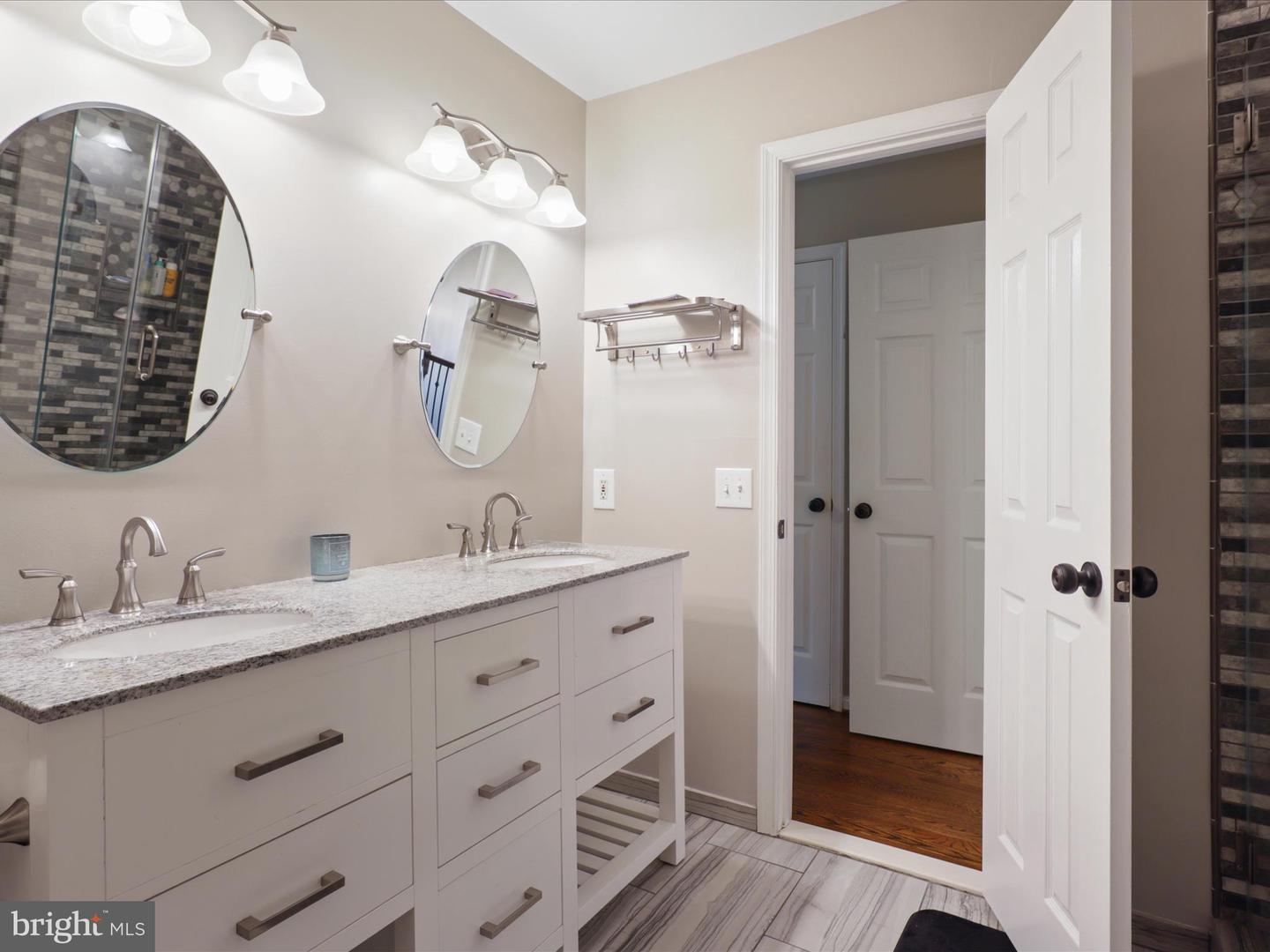6213 OAKLAND DR, WOODBRIDGE, Virginia 22193, 4 Bedrooms Bedrooms, ,3 BathroomsBathrooms,Residential,For sale,6213 OAKLAND DR,VAPW2094256 MLS # VAPW2094256