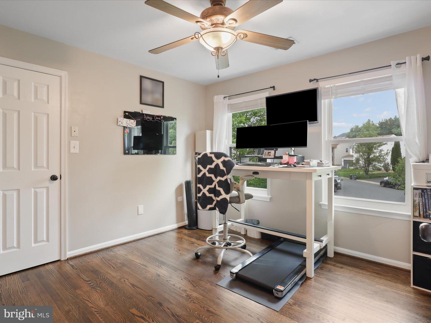 6213 OAKLAND DR, WOODBRIDGE, Virginia 22193, 4 Bedrooms Bedrooms, ,3 BathroomsBathrooms,Residential,For sale,6213 OAKLAND DR,VAPW2094256 MLS # VAPW2094256