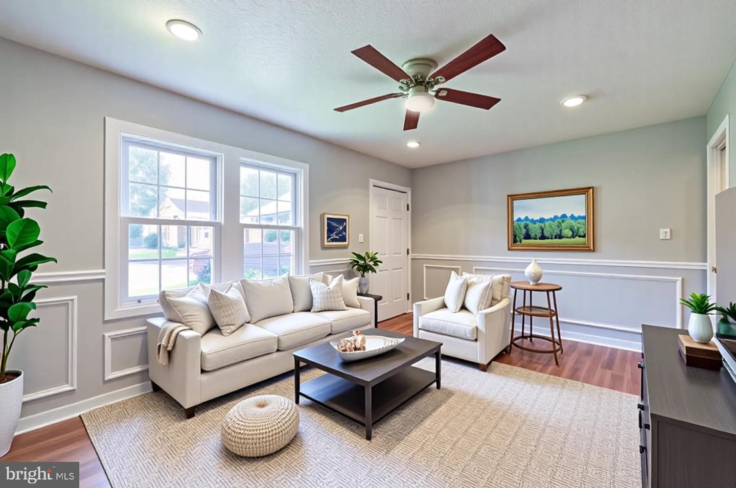 125 OAK VIEW DR SE, LEESBURG, Virginia 20175, 4 Bedrooms Bedrooms, ,2 BathroomsBathrooms,Residential,For sale,125 OAK VIEW DR SE,VALO2095906 MLS # VALO2095906