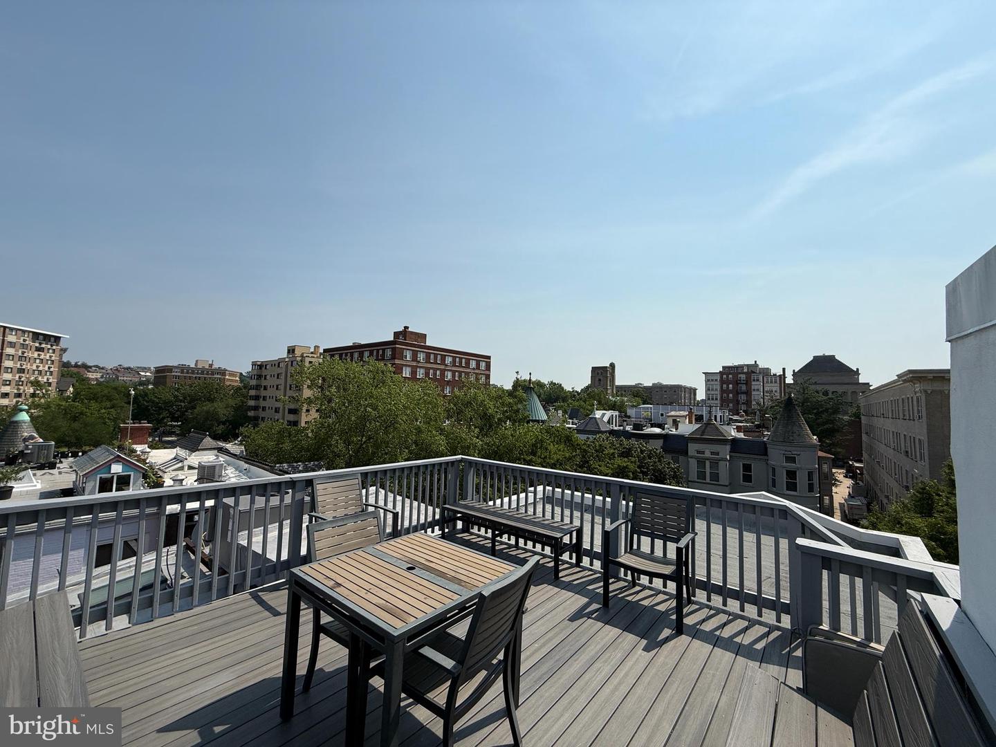 1726 17TH ST NW #203, WASHINGTON, District Of Columbia 20009, 1 Bedroom Bedrooms, ,1 BathroomBathrooms,Residential,For sale,1726 17TH ST NW #203,DCDC2199894 MLS # DCDC2199894