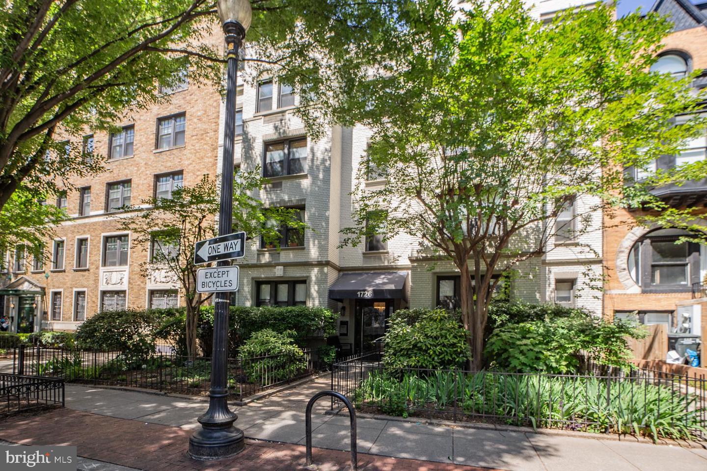 1726 17TH ST NW #203, WASHINGTON, District Of Columbia 20009, 1 Bedroom Bedrooms, ,1 BathroomBathrooms,Residential,For sale,1726 17TH ST NW #203,DCDC2199894 MLS # DCDC2199894