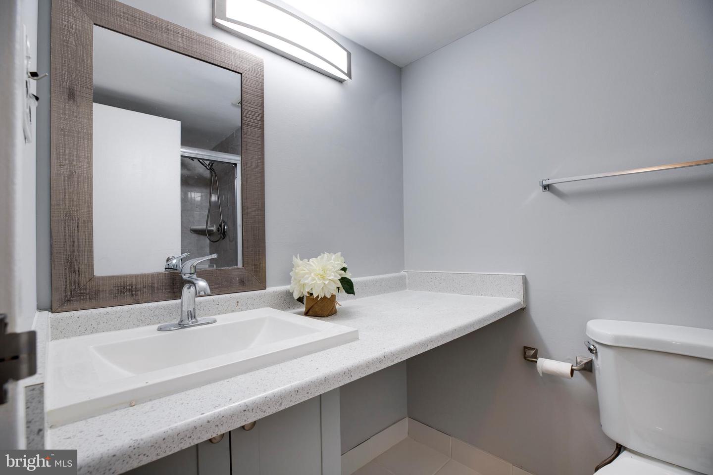 9737 KINGS CROWN CT #102, FAIRFAX, Virginia 22031, 2 Bedrooms Bedrooms, ,2 BathroomsBathrooms,Residential,For sale,9737 KINGS CROWN CT #102,VAFX2240100 MLS # VAFX2240100