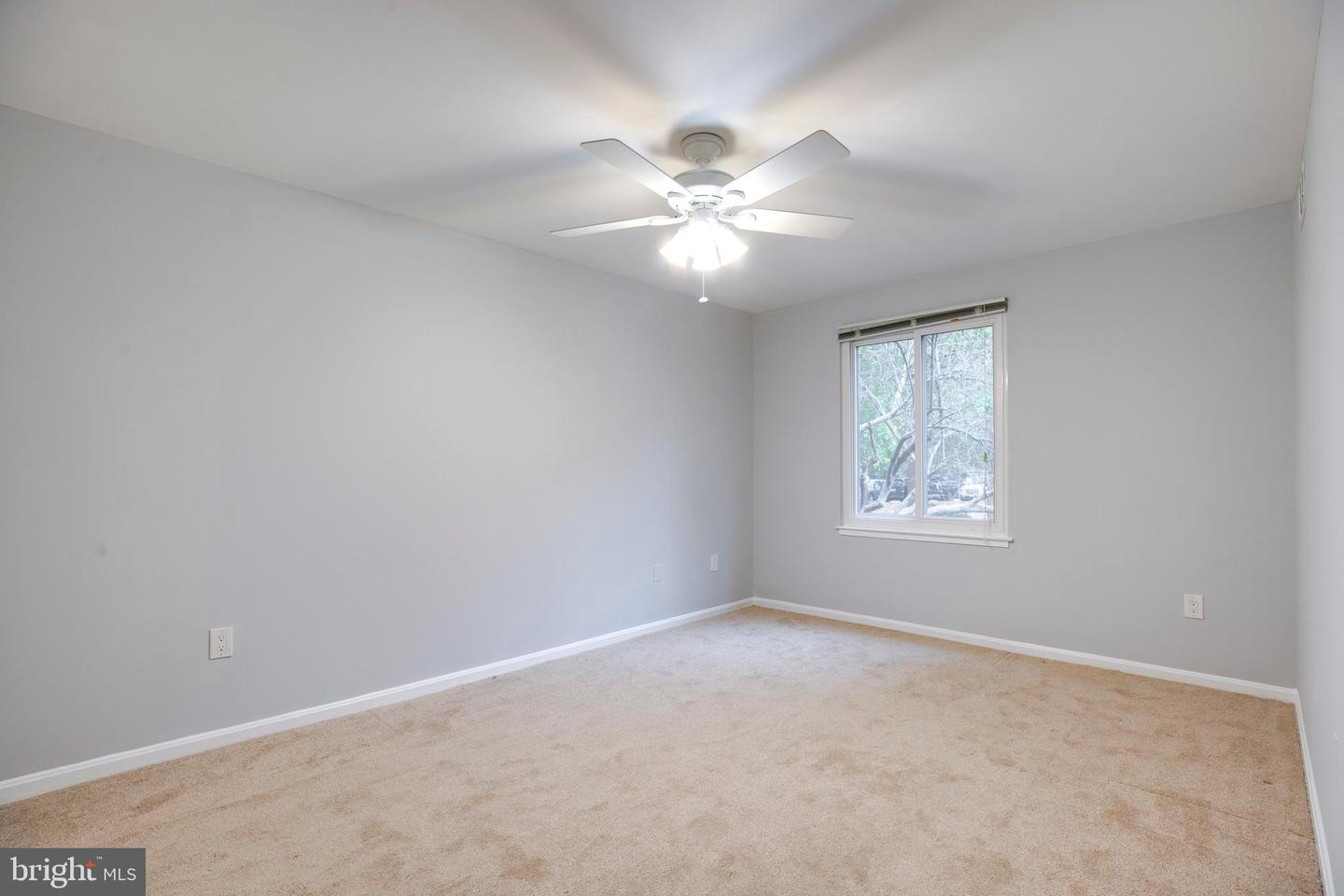 9737 KINGS CROWN CT #102, FAIRFAX, Virginia 22031, 2 Bedrooms Bedrooms, ,2 BathroomsBathrooms,Residential,For sale,9737 KINGS CROWN CT #102,VAFX2240100 MLS # VAFX2240100