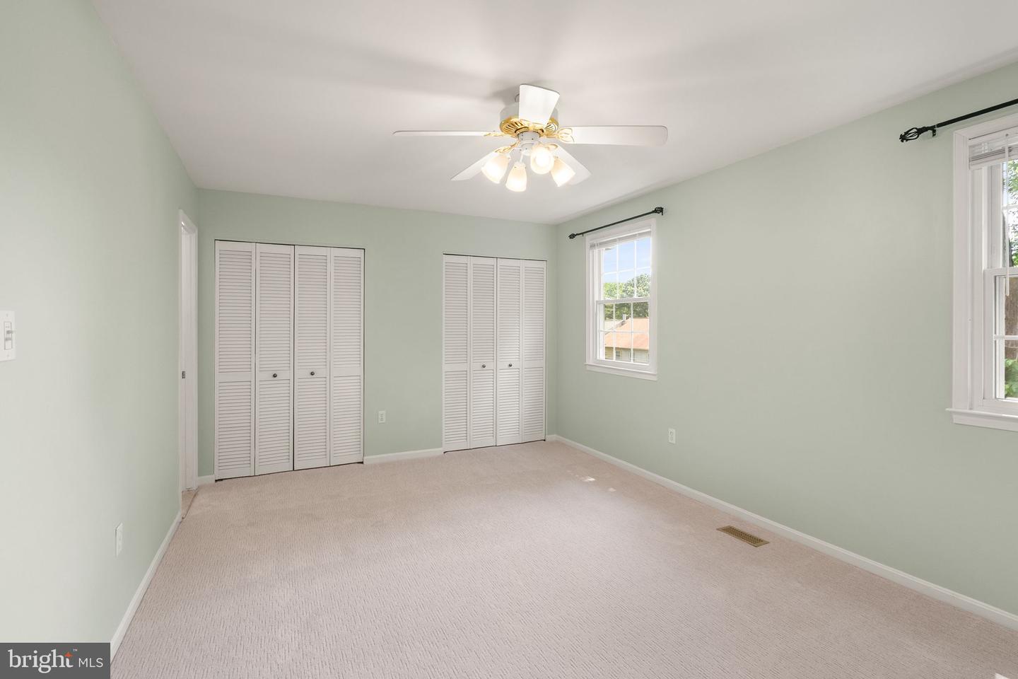 9882 HIGH WATER CT, BURKE, Virginia 22015, 3 Bedrooms Bedrooms, ,2 BathroomsBathrooms,Residential,For sale,9882 HIGH WATER CT,VAFX2240130 MLS # VAFX2240130