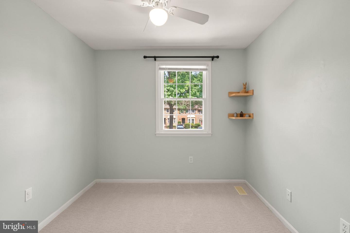 9882 HIGH WATER CT, BURKE, Virginia 22015, 3 Bedrooms Bedrooms, ,2 BathroomsBathrooms,Residential,For sale,9882 HIGH WATER CT,VAFX2240130 MLS # VAFX2240130
