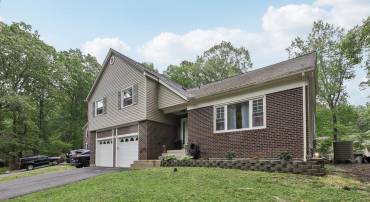 2107 HARPOON DR, STAFFORD, Virginia 22554, 4 Bedrooms Bedrooms, ,3 BathroomsBathrooms,Residential,For sale,2107 HARPOON DR,VAST2038752 MLS # VAST2038752