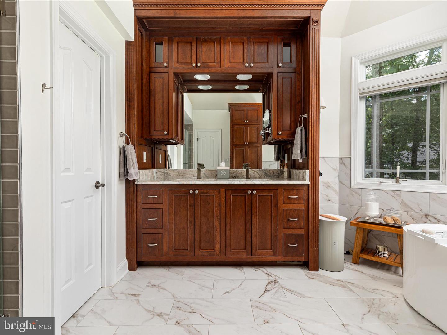 6723 WATER VIEW LN, MINERAL, Virginia 23117, 7 Bedrooms Bedrooms, ,4 BathroomsBathrooms,Residential,For sale,6723 WATER VIEW LN,VASP2033102 MLS # VASP2033102