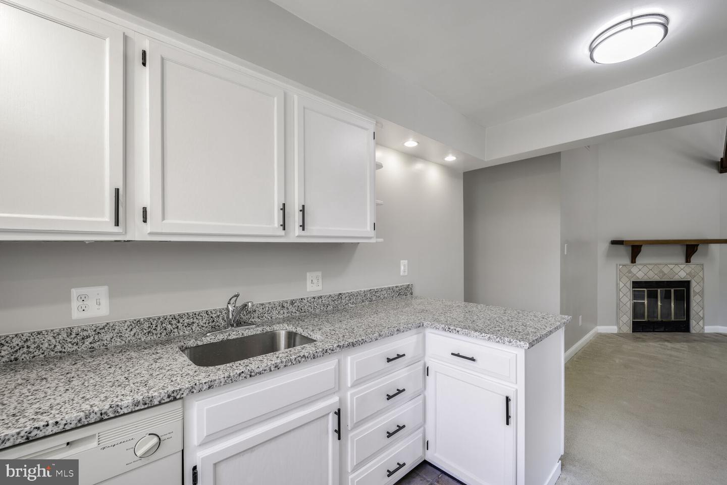 2101 N TAFT ST #123, ARLINGTON, Virginia 22201, 2 Bedrooms Bedrooms, 5 Rooms Rooms,1 BathroomBathrooms,Residential,For sale,2101 N TAFT ST #123,VAAR2057428 MLS # VAAR2057428