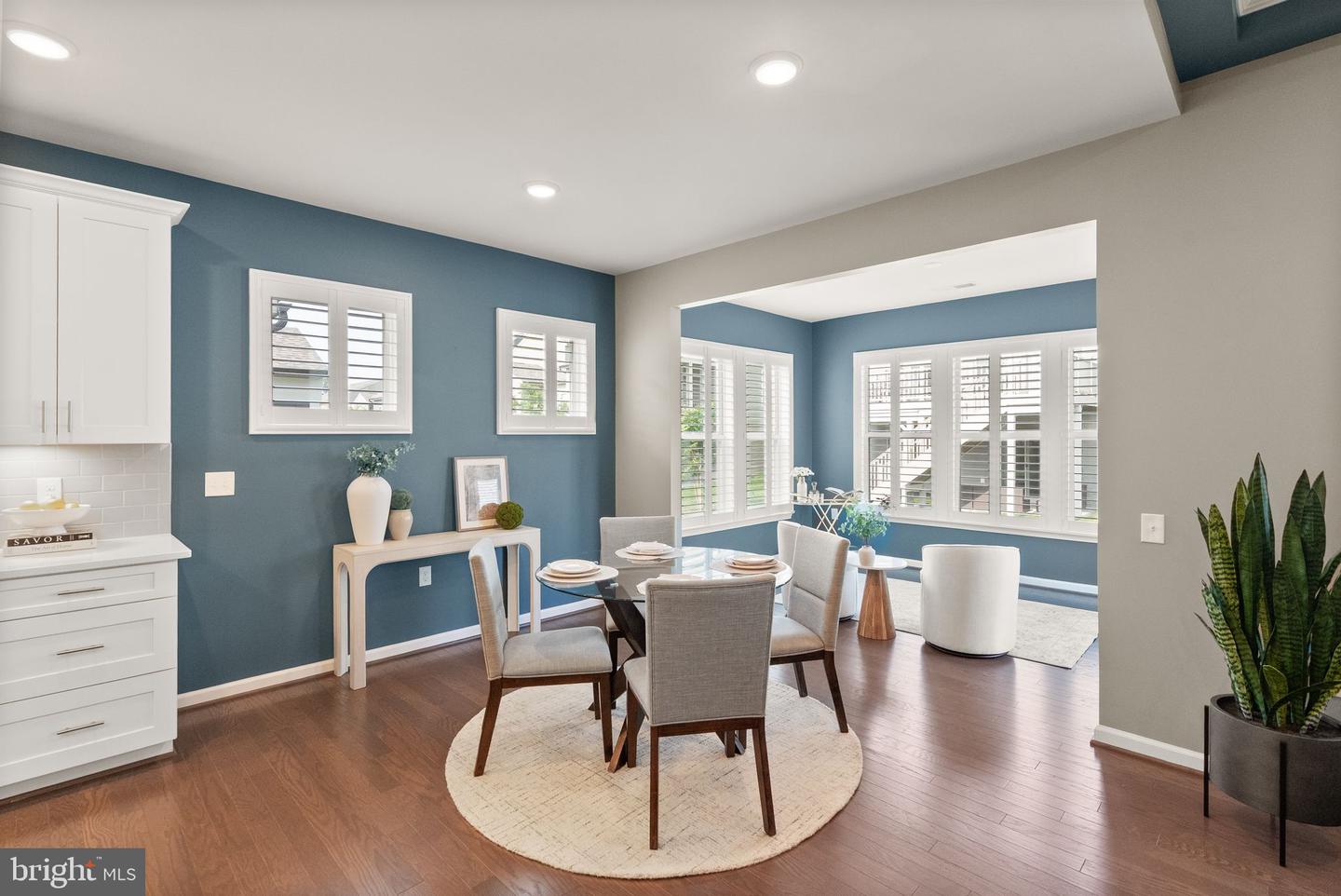 15970 SWEET VIOLET LN, HAYMARKET, Virginia 20169, 3 Bedrooms Bedrooms, ,3 BathroomsBathrooms,Residential,For sale,15970 SWEET VIOLET LN,VAPW2094580 MLS # VAPW2094580