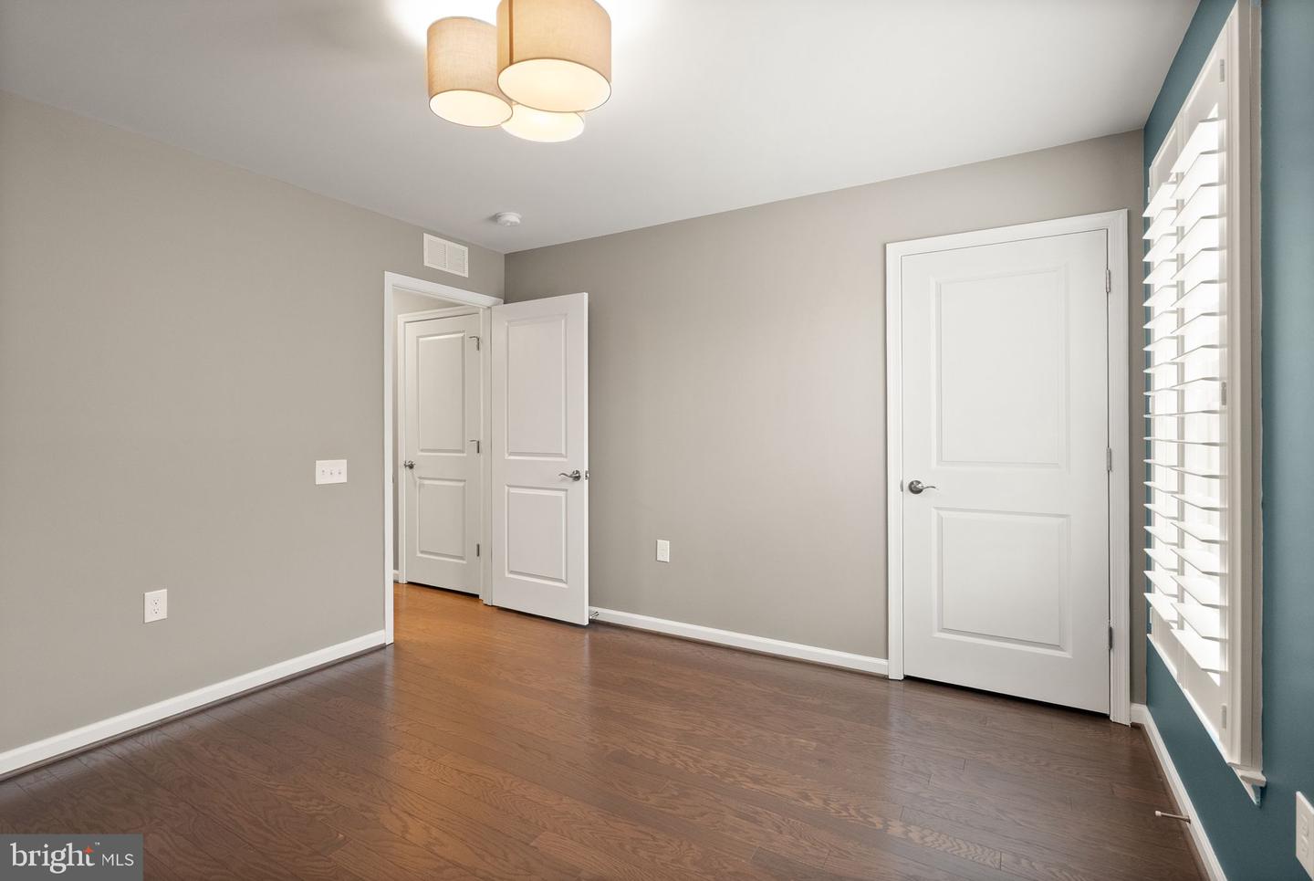 15970 SWEET VIOLET LN, HAYMARKET, Virginia 20169, 3 Bedrooms Bedrooms, ,3 BathroomsBathrooms,Residential,For sale,15970 SWEET VIOLET LN,VAPW2094580 MLS # VAPW2094580