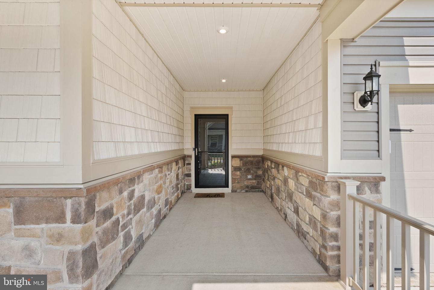 15970 SWEET VIOLET LN, HAYMARKET, Virginia 20169, 3 Bedrooms Bedrooms, ,3 BathroomsBathrooms,Residential,For sale,15970 SWEET VIOLET LN,VAPW2094580 MLS # VAPW2094580