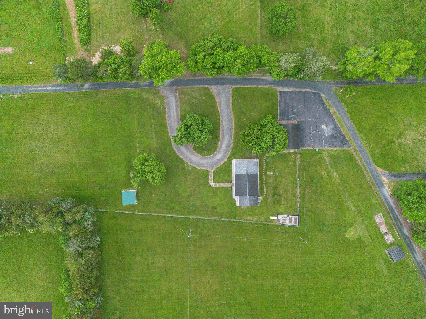 90 HOMERS LN, FREDERICKSBURG, Virginia 22405, 3 Bedrooms Bedrooms, ,2 BathroomsBathrooms,Residential,For sale,90 HOMERS LN,VAST2038862 MLS # VAST2038862