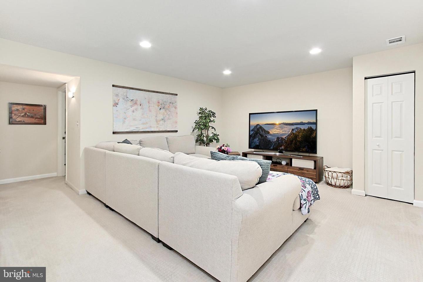 2929 ESPANA CT, FAIRFAX, Virginia 22031, 3 Bedrooms Bedrooms, ,2 BathroomsBathrooms,Residential,For sale,2929 ESPANA CT,VAFX2241312 MLS # VAFX2241312