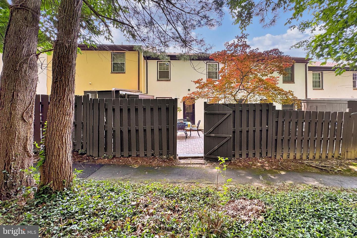 2929 ESPANA CT, FAIRFAX, Virginia 22031, 3 Bedrooms Bedrooms, ,2 BathroomsBathrooms,Residential,For sale,2929 ESPANA CT,VAFX2241312 MLS # VAFX2241312