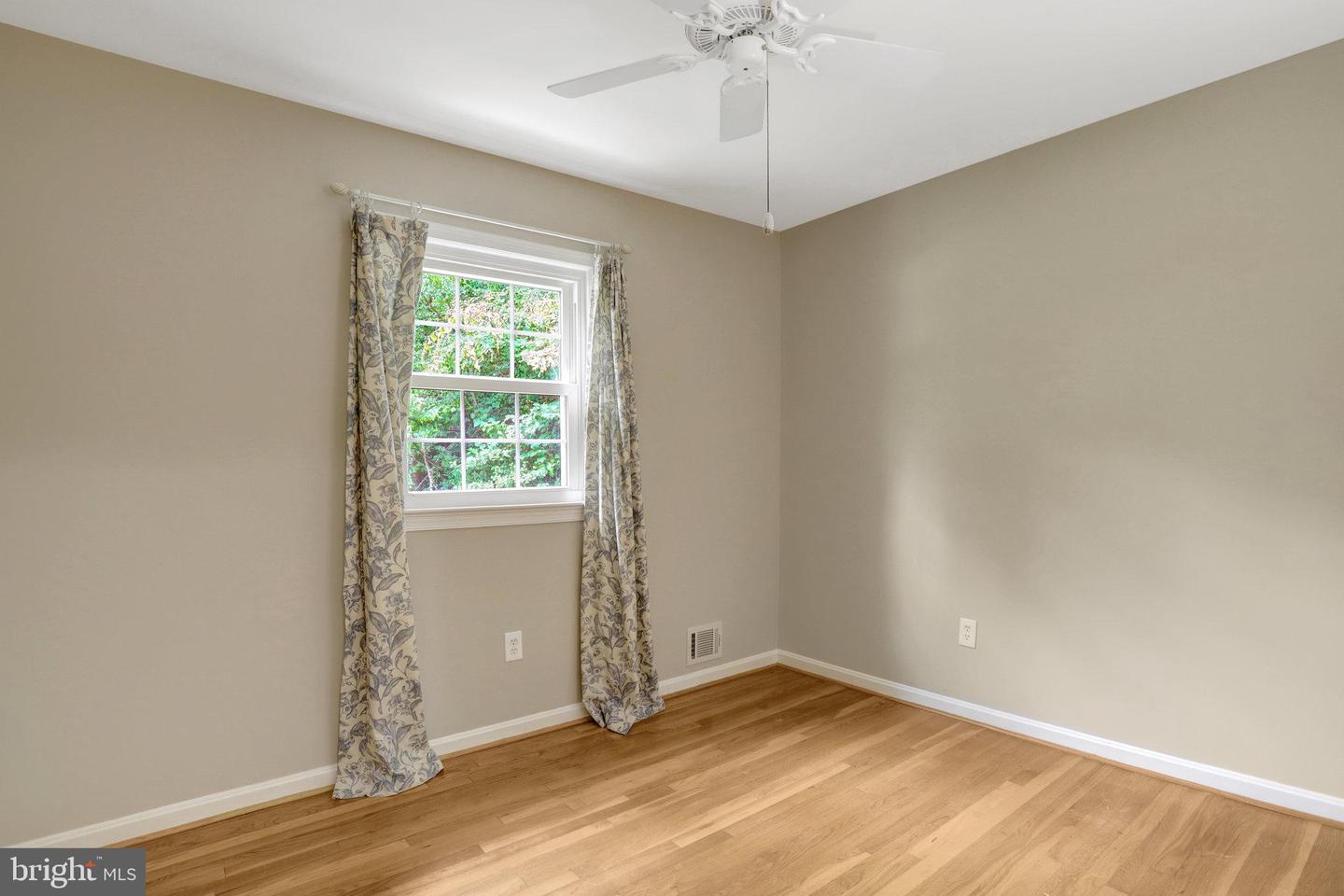 8706 FOX RIDGE RD, SPRINGFIELD, Virginia 22152, 4 Bedrooms Bedrooms, ,3 BathroomsBathrooms,Residential,For sale,8706 FOX RIDGE RD,VAFX2241576 MLS # VAFX2241576