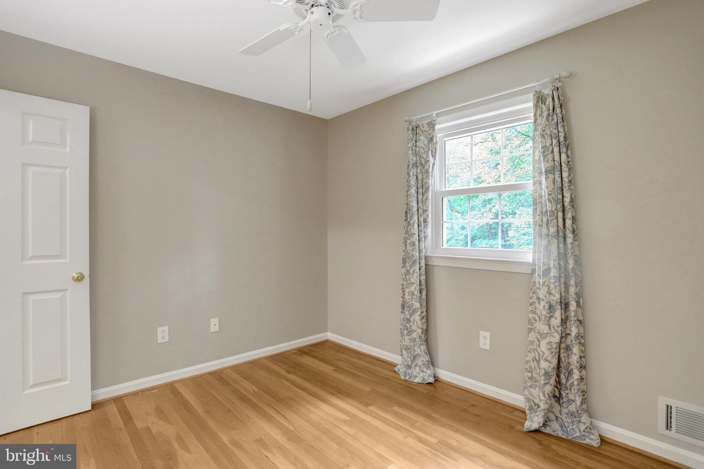 8706 FOX RIDGE RD, SPRINGFIELD, Virginia 22152, 4 Bedrooms Bedrooms, ,3 BathroomsBathrooms,Residential,For sale,8706 FOX RIDGE RD,VAFX2241576 MLS # VAFX2241576