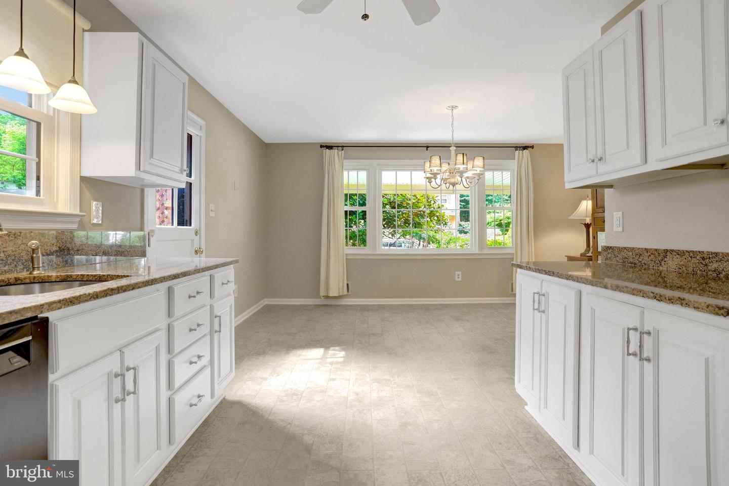 8706 FOX RIDGE RD, SPRINGFIELD, Virginia 22152, 4 Bedrooms Bedrooms, ,3 BathroomsBathrooms,Residential,For sale,8706 FOX RIDGE RD,VAFX2241576 MLS # VAFX2241576