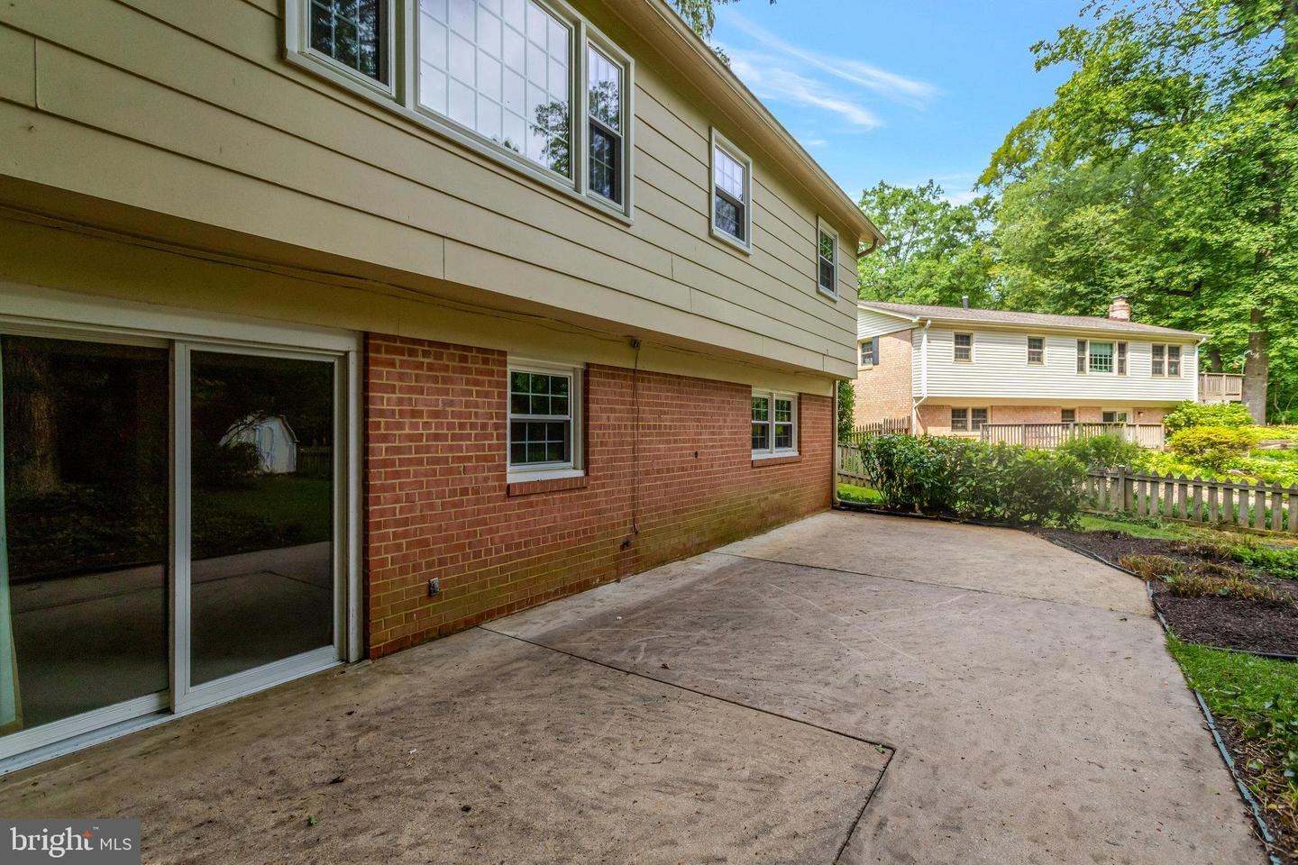 8706 FOX RIDGE RD, SPRINGFIELD, Virginia 22152, 4 Bedrooms Bedrooms, ,3 BathroomsBathrooms,Residential,For sale,8706 FOX RIDGE RD,VAFX2241576 MLS # VAFX2241576
