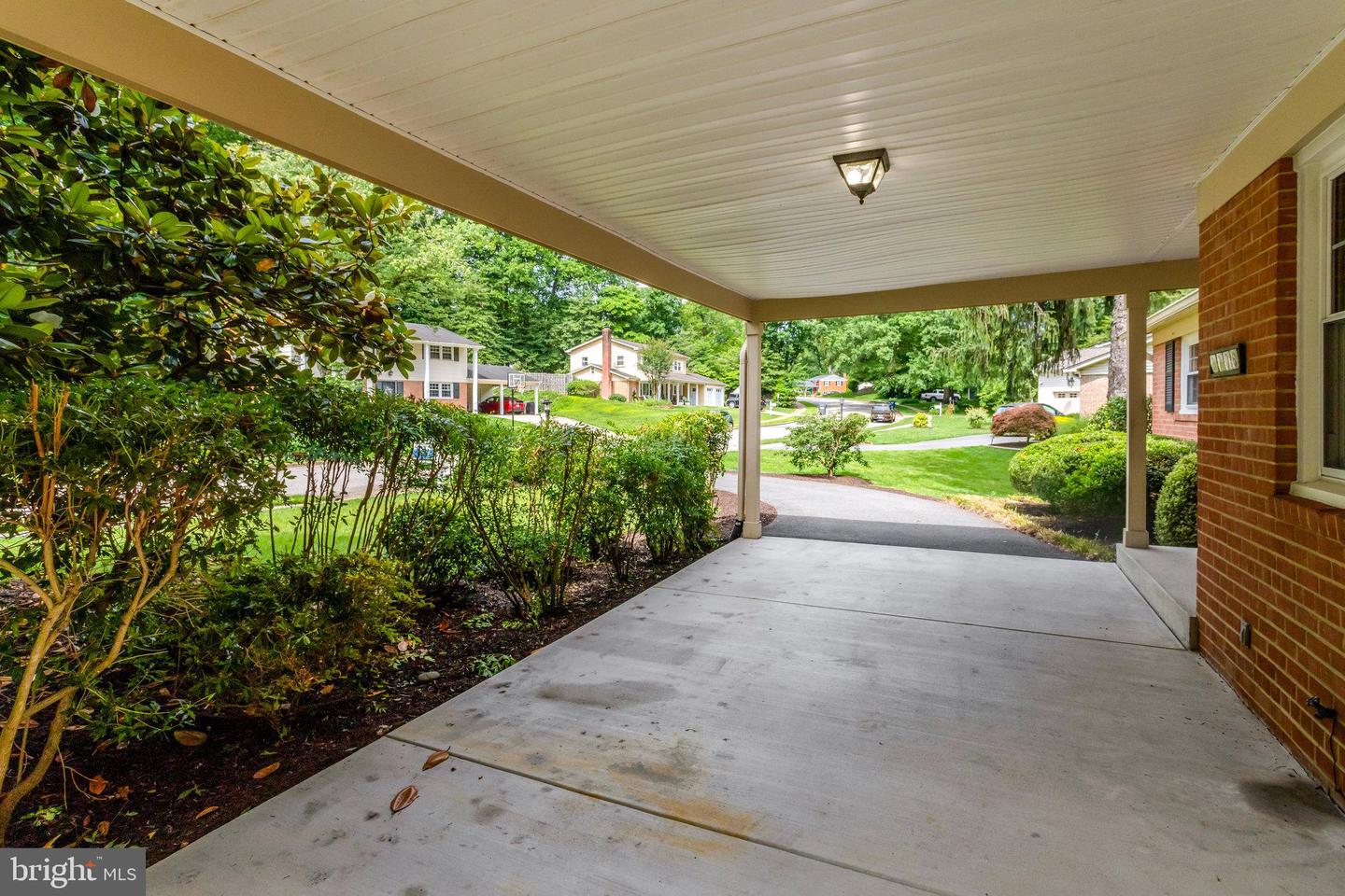 8706 FOX RIDGE RD, SPRINGFIELD, Virginia 22152, 4 Bedrooms Bedrooms, ,3 BathroomsBathrooms,Residential,For sale,8706 FOX RIDGE RD,VAFX2241576 MLS # VAFX2241576