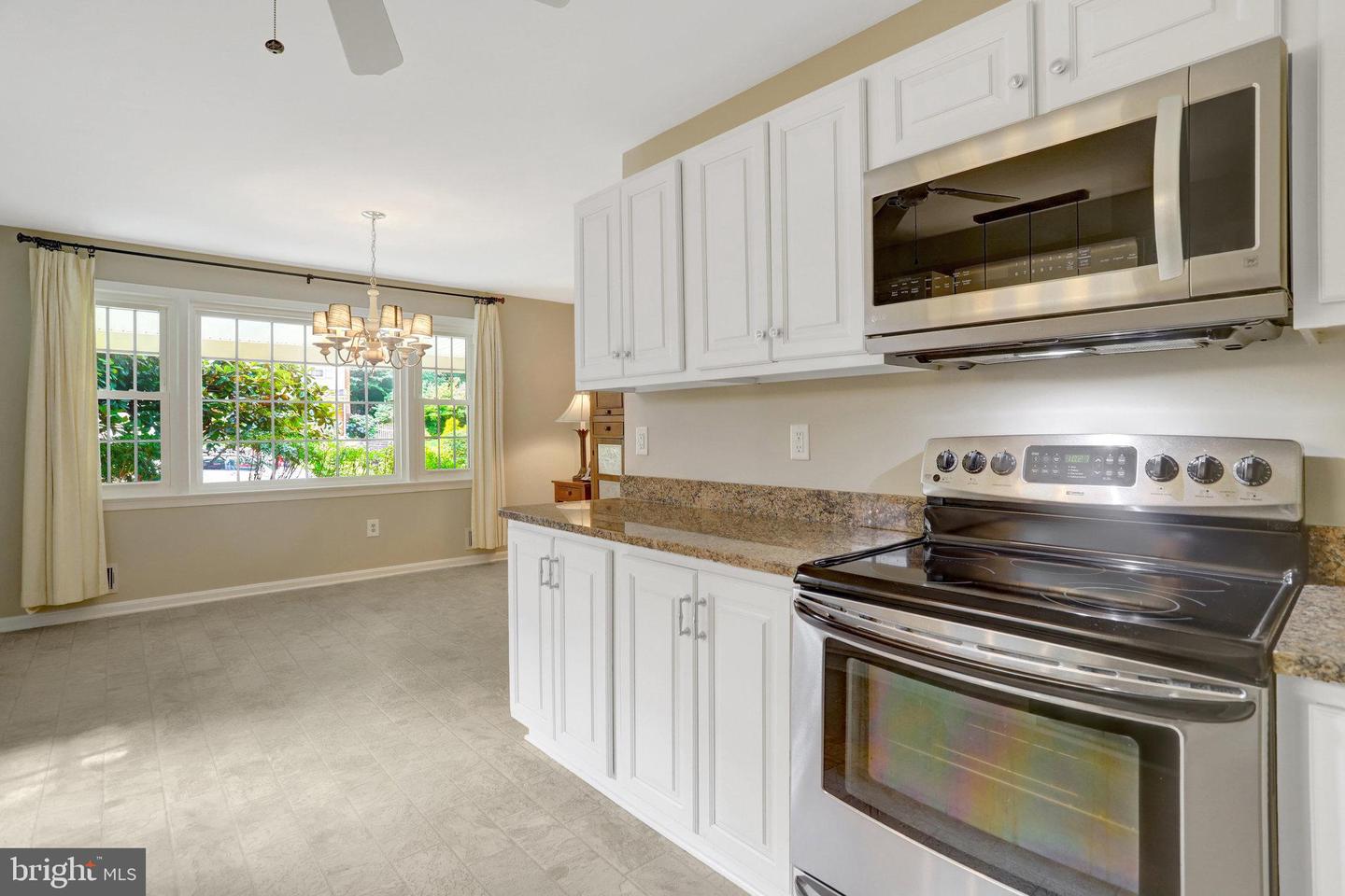 8706 FOX RIDGE RD, SPRINGFIELD, Virginia 22152, 4 Bedrooms Bedrooms, ,3 BathroomsBathrooms,Residential,For sale,8706 FOX RIDGE RD,VAFX2241576 MLS # VAFX2241576