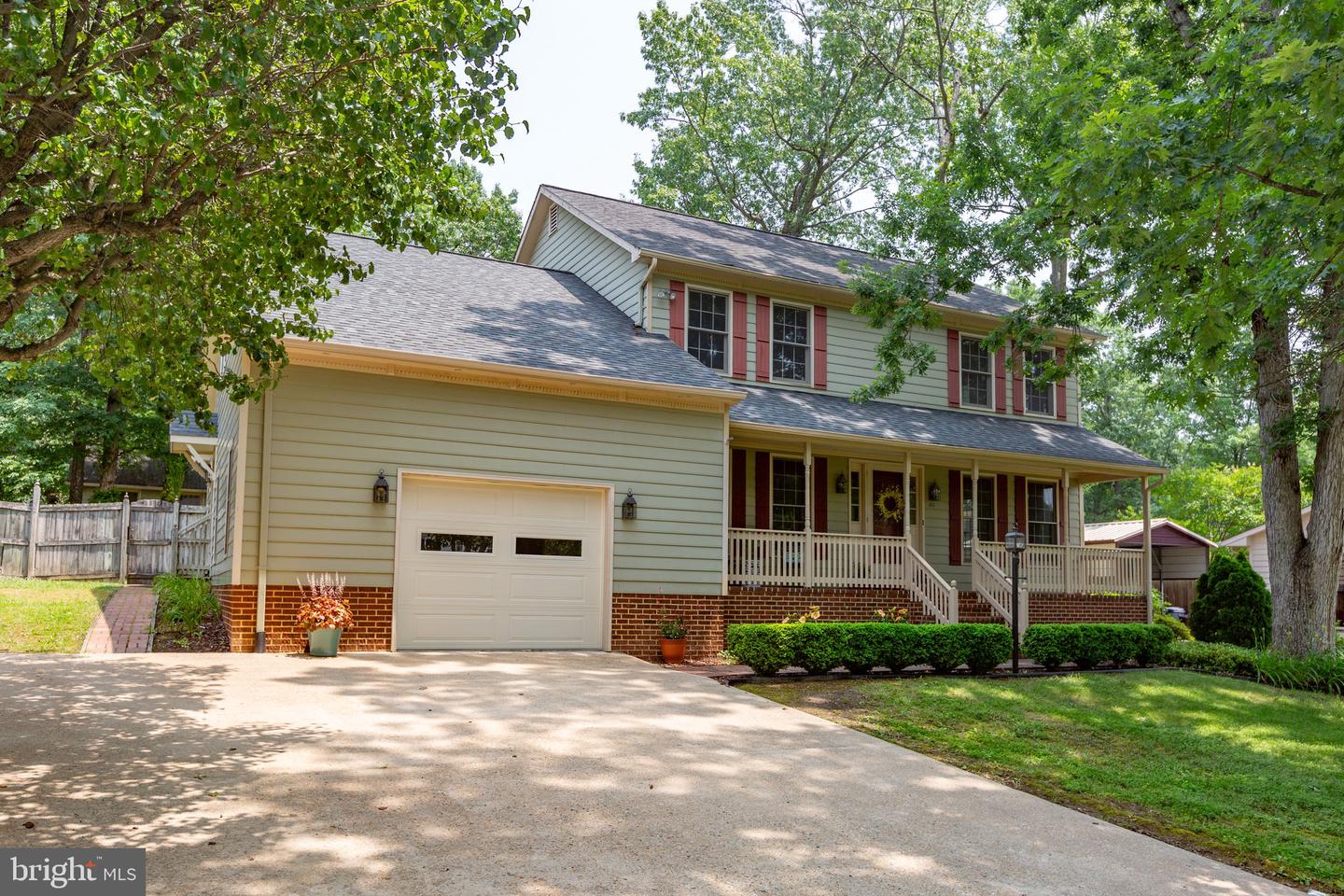 411 LAUREL AVE, FREDERICKSBURG, Virginia 22408, 3 Bedrooms Bedrooms, ,2 BathroomsBathrooms,Residential,For sale,411 LAUREL AVE,VASP2033228 MLS # VASP2033228