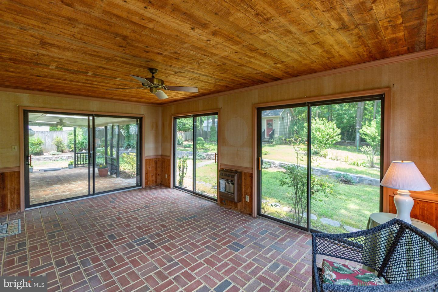 411 LAUREL AVE, FREDERICKSBURG, Virginia 22408, 3 Bedrooms Bedrooms, ,2 BathroomsBathrooms,Residential,For sale,411 LAUREL AVE,VASP2033228 MLS # VASP2033228