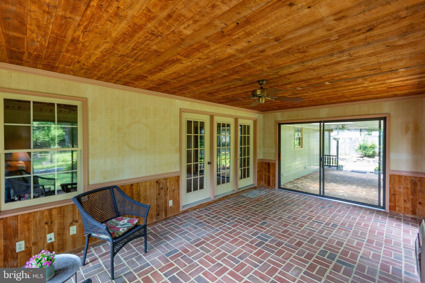 411 LAUREL AVE, FREDERICKSBURG, Virginia 22408, 3 Bedrooms Bedrooms, ,2 BathroomsBathrooms,Residential,For sale,411 LAUREL AVE,VASP2033228 MLS # VASP2033228