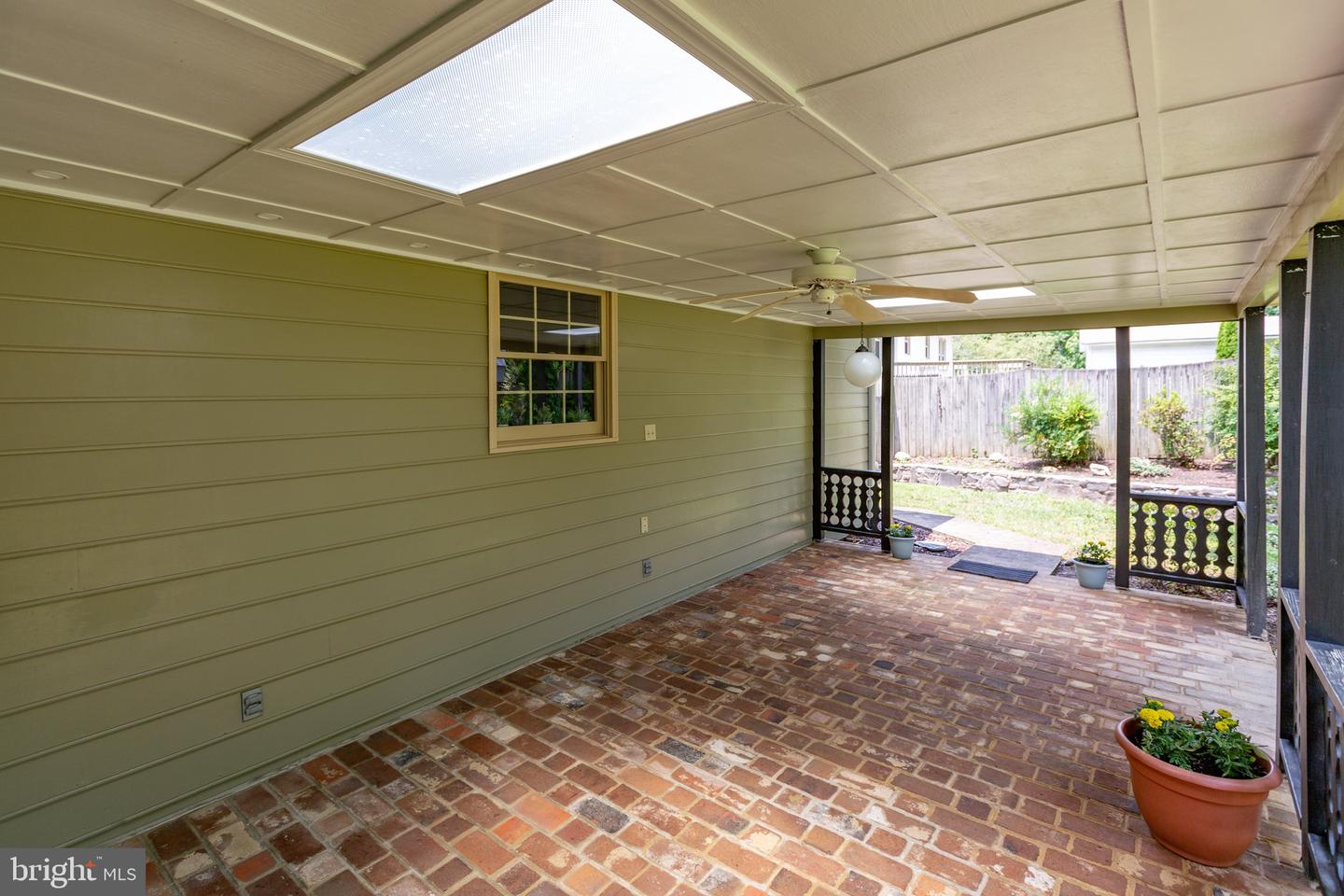 411 LAUREL AVE, FREDERICKSBURG, Virginia 22408, 3 Bedrooms Bedrooms, ,2 BathroomsBathrooms,Residential,For sale,411 LAUREL AVE,VASP2033228 MLS # VASP2033228