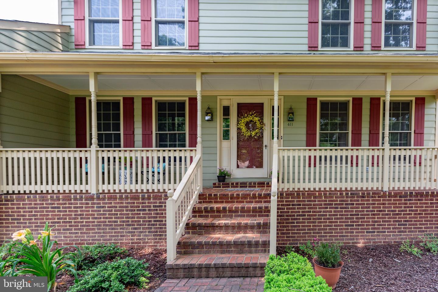411 LAUREL AVE, FREDERICKSBURG, Virginia 22408, 3 Bedrooms Bedrooms, ,2 BathroomsBathrooms,Residential,For sale,411 LAUREL AVE,VASP2033228 MLS # VASP2033228