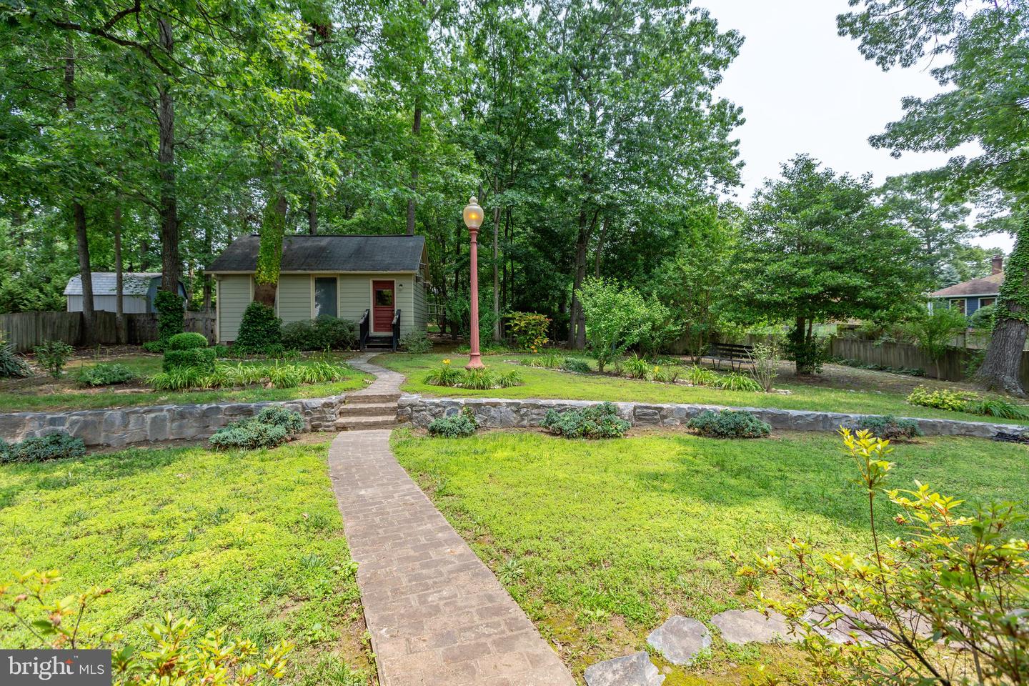 411 LAUREL AVE, FREDERICKSBURG, Virginia 22408, 3 Bedrooms Bedrooms, ,2 BathroomsBathrooms,Residential,For sale,411 LAUREL AVE,VASP2033228 MLS # VASP2033228