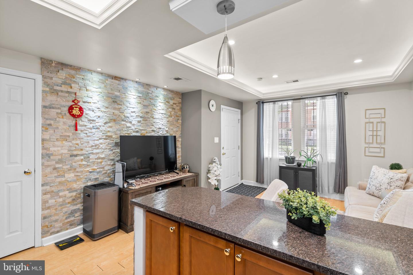1658 WEST VIRGINIA NE #101, WASHINGTON, District Of Columbia 20002, 2 Bedrooms Bedrooms, ,2 BathroomsBathrooms,Residential,For sale,1658 WEST VIRGINIA NE #101,DCDC2201706 MLS # DCDC2201706